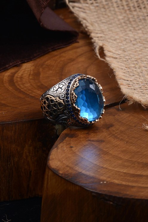 Blue%20Topaz%20Aqua%20Marin%20Taşlı%20Yanı%20İşlemeli%20Erkek%20Gümüş%20Yüzük